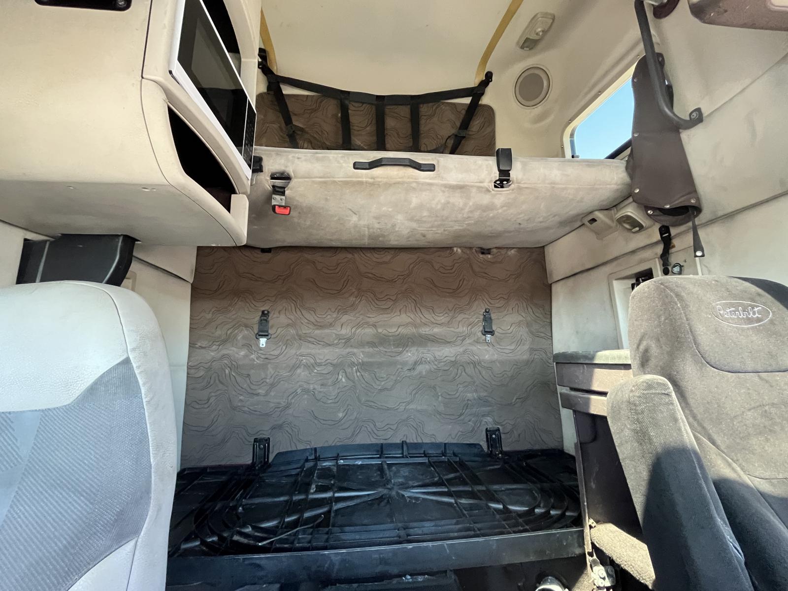 ./imagenes/INVOICE/2019/16570/VOLVO VNL64T670 (15).JPG